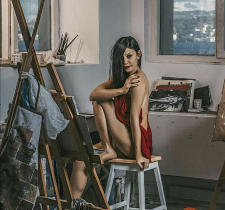 Asra Tin art star photo