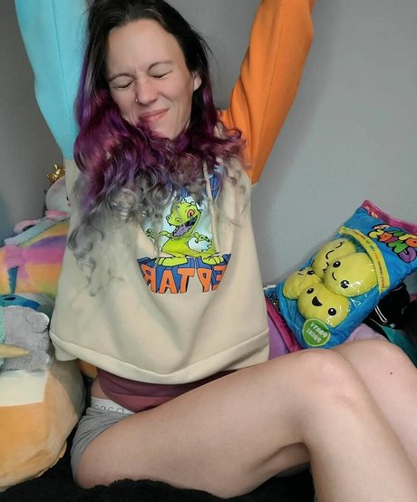 xo emmarose nude actress picture