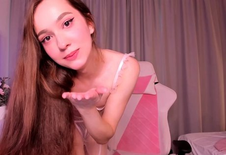 LilyLanska star porn pic