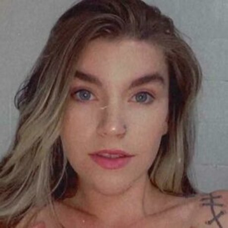 Know13ody pornstar best photos