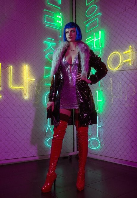 Miroslava Ladovir star adult pics