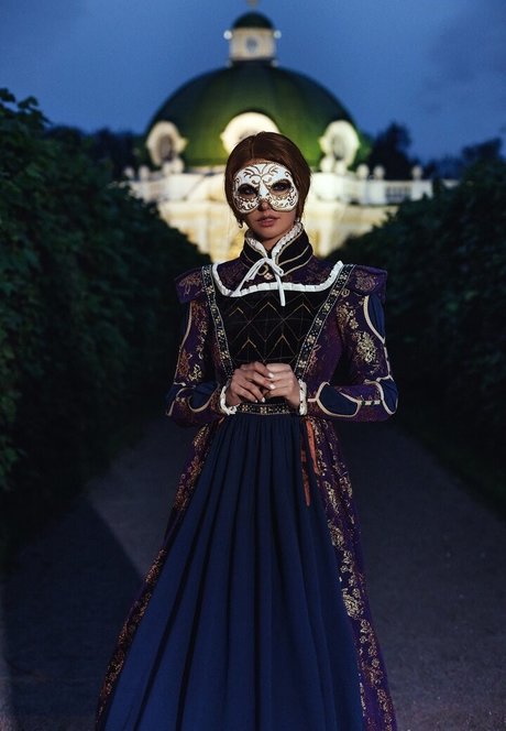 Miroslava Ladovir model naked archive