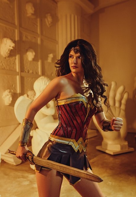 Miroslava Ladovir Profile pic