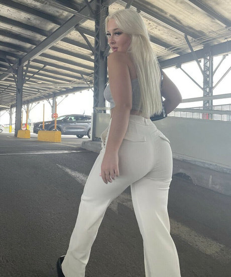 angellbunnyy free actress picture