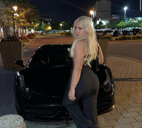 angellbunnyy exclusive model pic