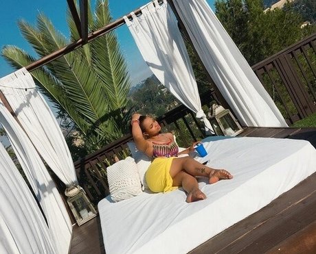 Kyla Pratt erotic star img