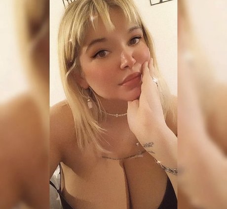 clemenbujazha model nudes img