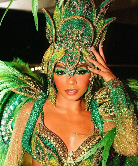 giant onlyfans hot nude img