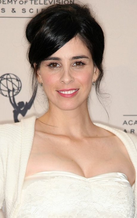 Sarah Silverman pornstar sexy pictures