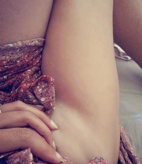 sinyshka exclusive pornstar pic