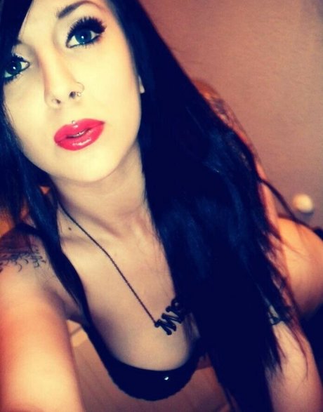 SJ Valenz model art pictures