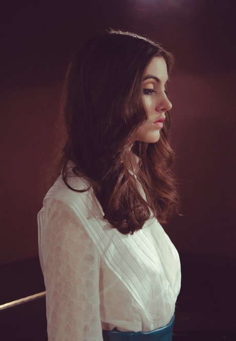 Claire Chust sexy star photos