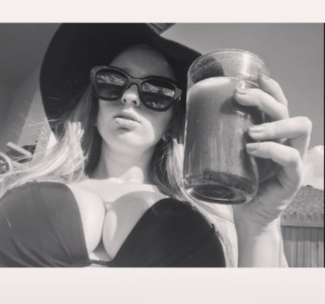 shemale fucks guy onlyfans exclusive image