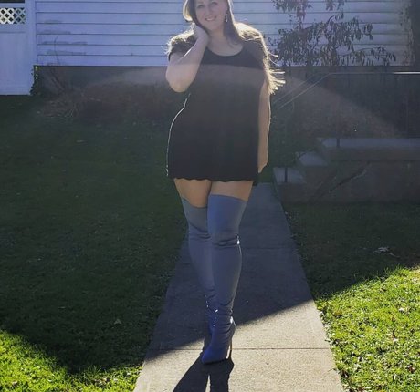 Caityy Cakesss pornstar pretty photo