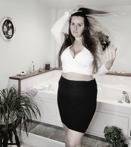 nude pregnant onlyfans free sex img