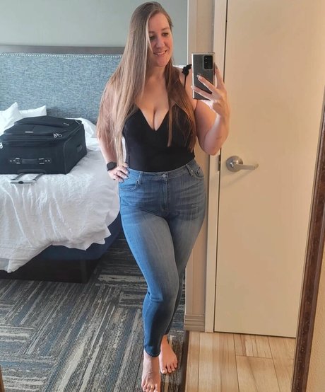 Caityy Cakesss adult actress img