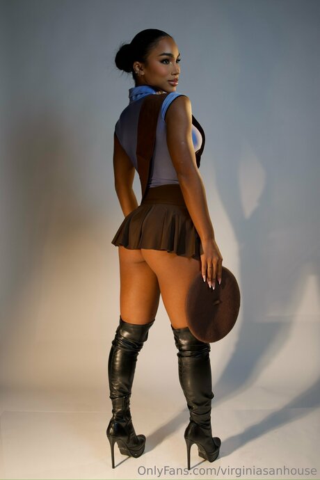 FitBabeXOXO adult model image