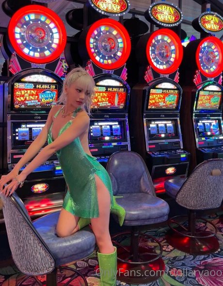 dollaryaoo art pornstar gallery