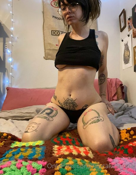 Fapcake Senpai star adult archive