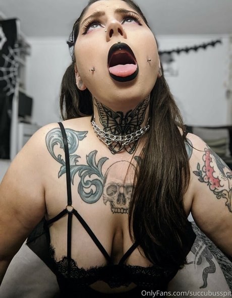 Franki Moss adult model photos