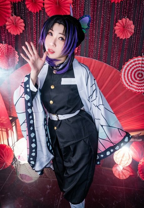 Akicoser nudes actress photo