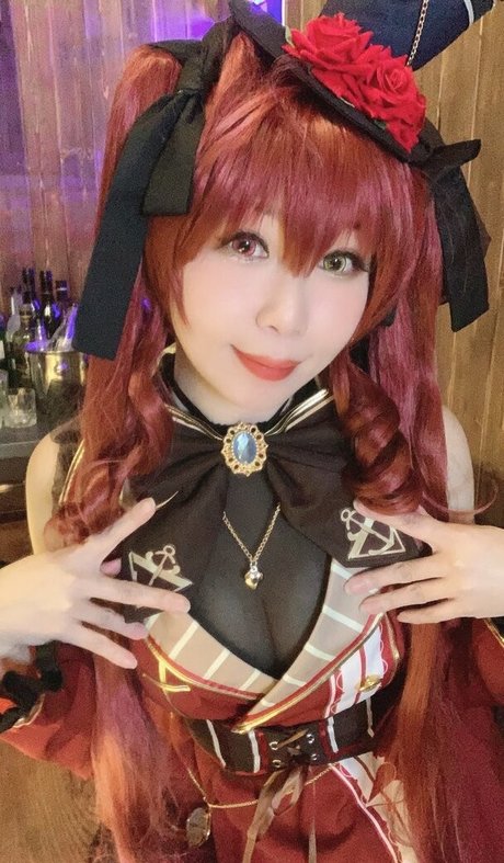 Akicoser sex pornstar pic