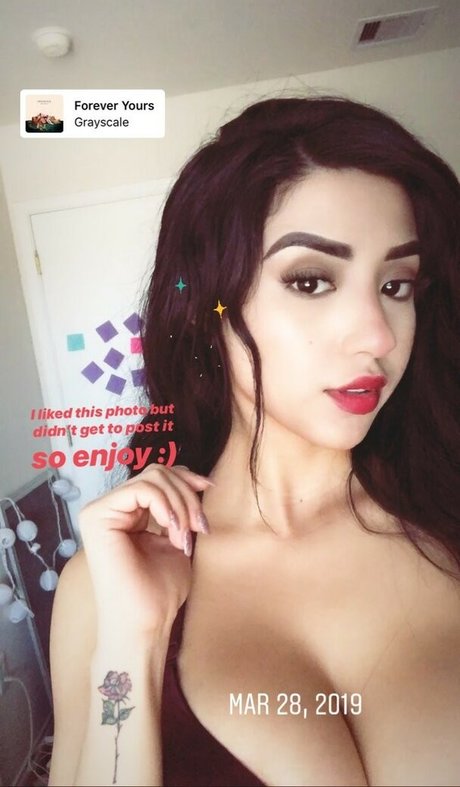 Alexandra Nicole sex model photo