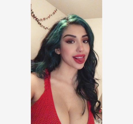 Alexandra Nicole best star pic