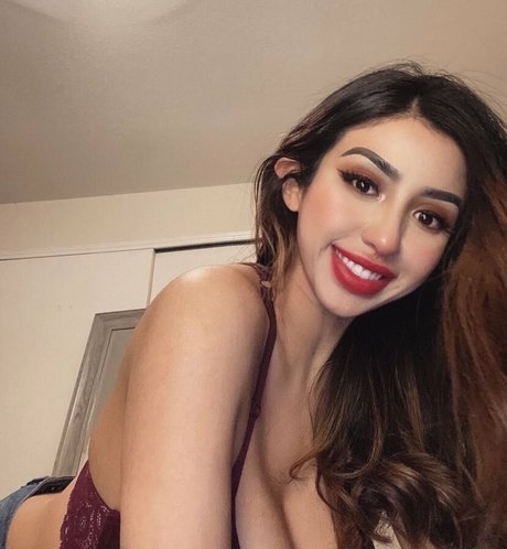 Alexandra Nicole star adult archive