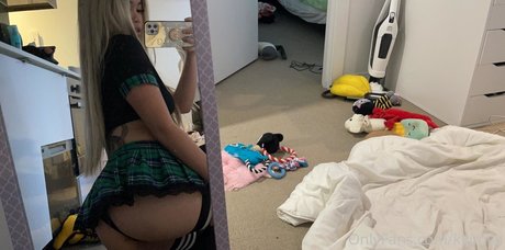 kkimvu nude pornstar archive