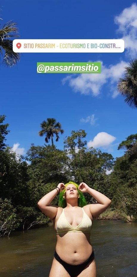 Karol Lannes star hot photos