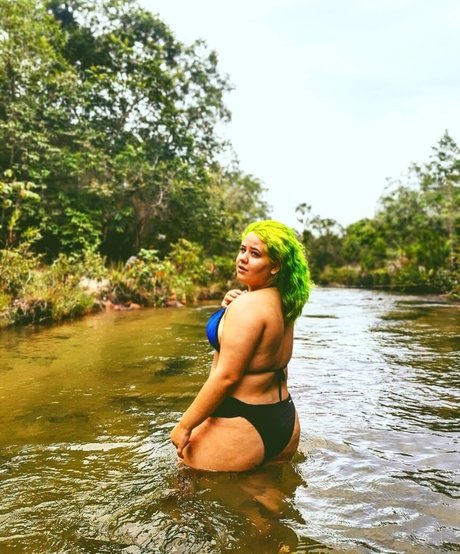 Karol Lannes model sex photo