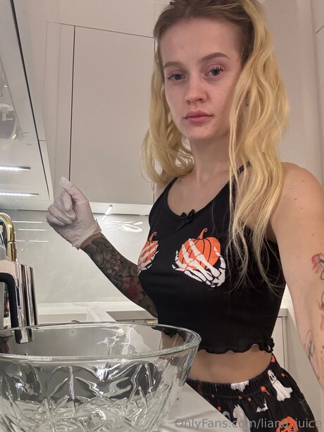 liana juice beautiful actress image