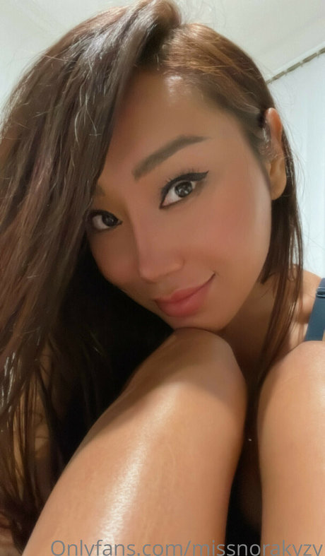 Nora Kyzy free star photo