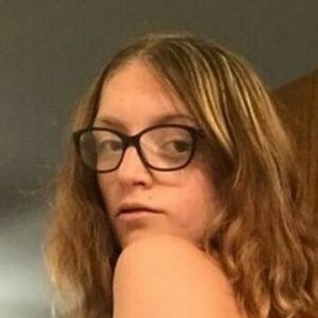 sassy lemonberry top actress photo