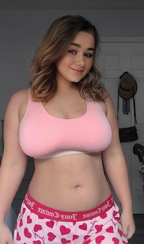 Lillie Mae beautiful model archive