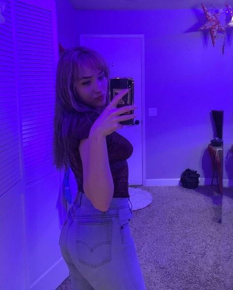 teen ladyboy onlyfans pornographic picture