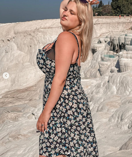 Julia Chegodar free actress img