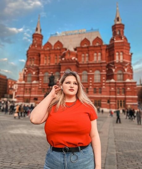 Julia Chegodar pornstar art archive