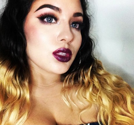 Esmeralda Quintero naked star photo