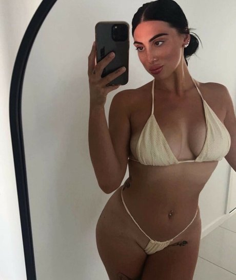 Maddie Styles pornstar free photo