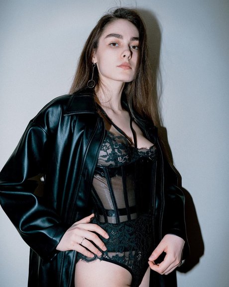 Diana Elias star naked img