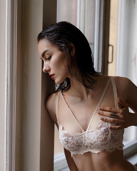 Diana Elias hot actress pictures