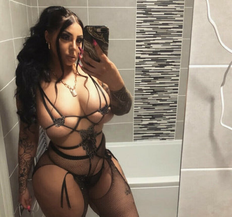 Maddison Black nudes star archive