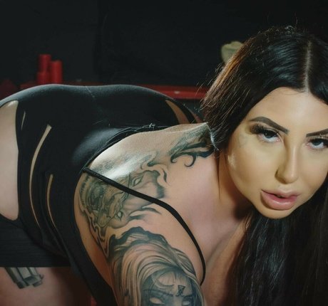 Maddison Black star photos