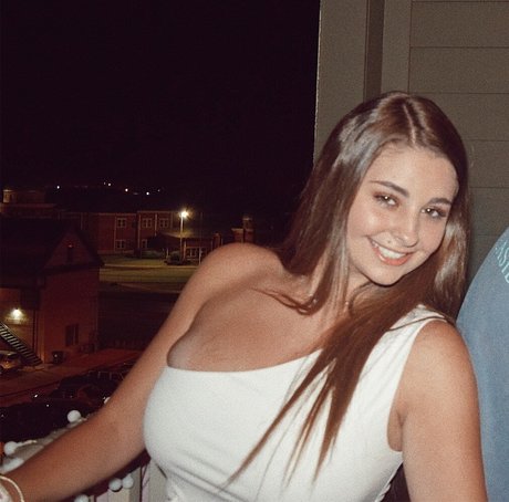 natural pawg onlyfans sexy naked gallery