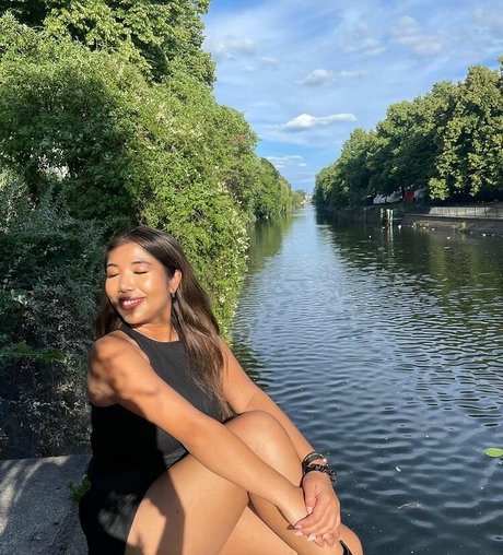 Sml Prsn star art img