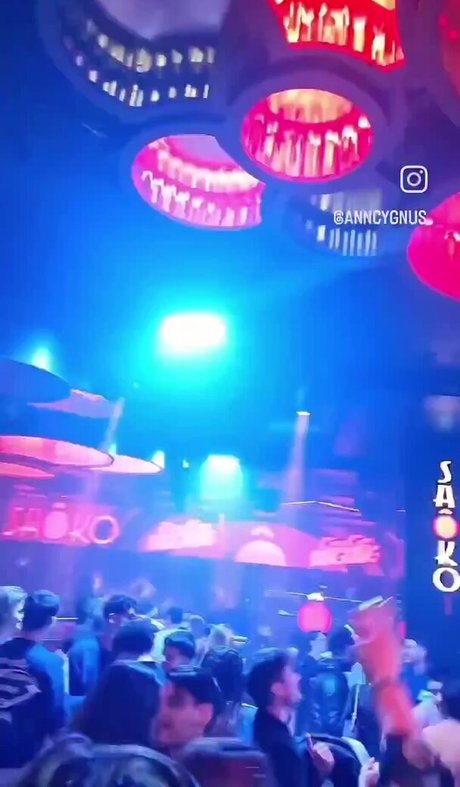 sex scene onlyfans nude gallery