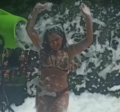 Ann Cygnus model naked images