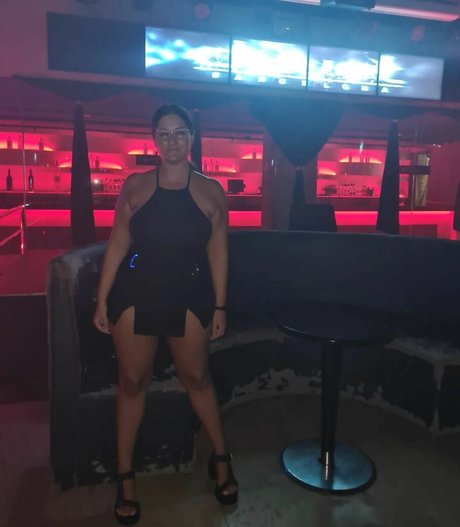 Ann Cygnus model adult images